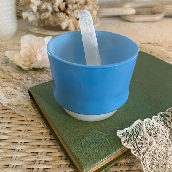 Vintage Glass Mug 🧊 - Picture 3 of 12